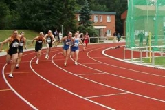 1. Wechsel 4x100m Staffel bei den Nordd. Meisterschaften in Büdelsdorf