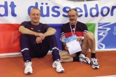 Nach dem 400m Lauf M50 Deutscher Meister Helmut Meier und 6. Platz für Friedrich Müller