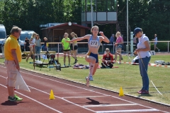 Lucy Junge (HSG Universität Greifswald) siegte im Dreisprung der WJ U18 mit 11,53m.