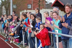 Das Publikum verfolgte interessiert das Geschehen auf der Sportanlage an der Kanalstraße.