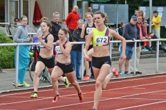 zi07: Anna Sophie Bellerich (Nr. 672, SC Rönnau 74) gewann das 200m-A-Finale der Frauen in 24,98 sec.