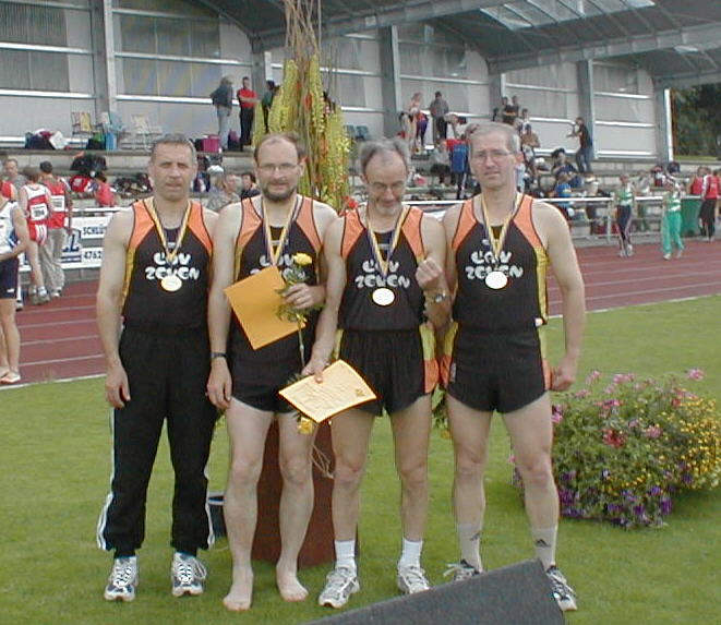 Senioren M40 Deutscher Meister 4x100m Staffel in Kevelaer Pradzynski,Hickisch,Meier,Umann