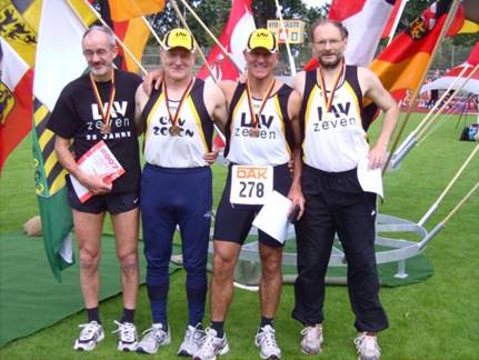 Nach 2006 auch in diesem Jahr Deutscher Meister M50 4x400m Staffel