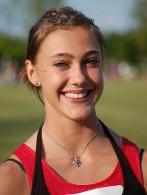Anna-Lena Freese verbesserte den Pfingstsportfestrekord der weiblichen Jugend B über die 200m-Distanz.