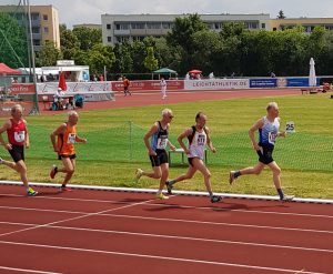 Detlef Wickmann (Nr. 511) Finale 800m kurz vor dem Ziel